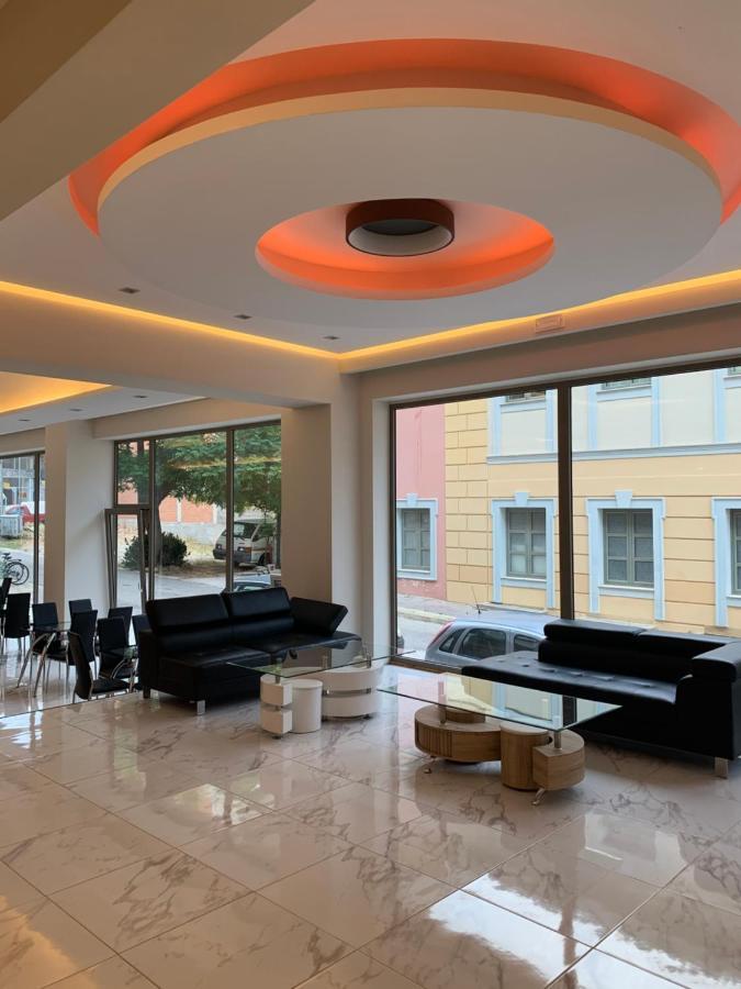 Hotel Banbus لوترا إديبسو المظهر الخارجي الصورة