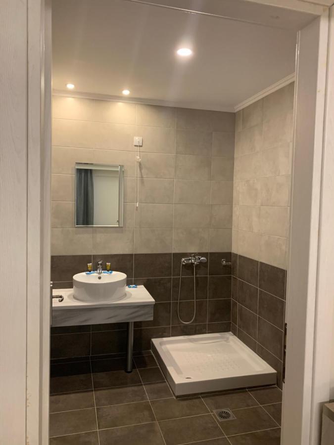 Hotel Banbus لوترا إديبسو المظهر الخارجي الصورة