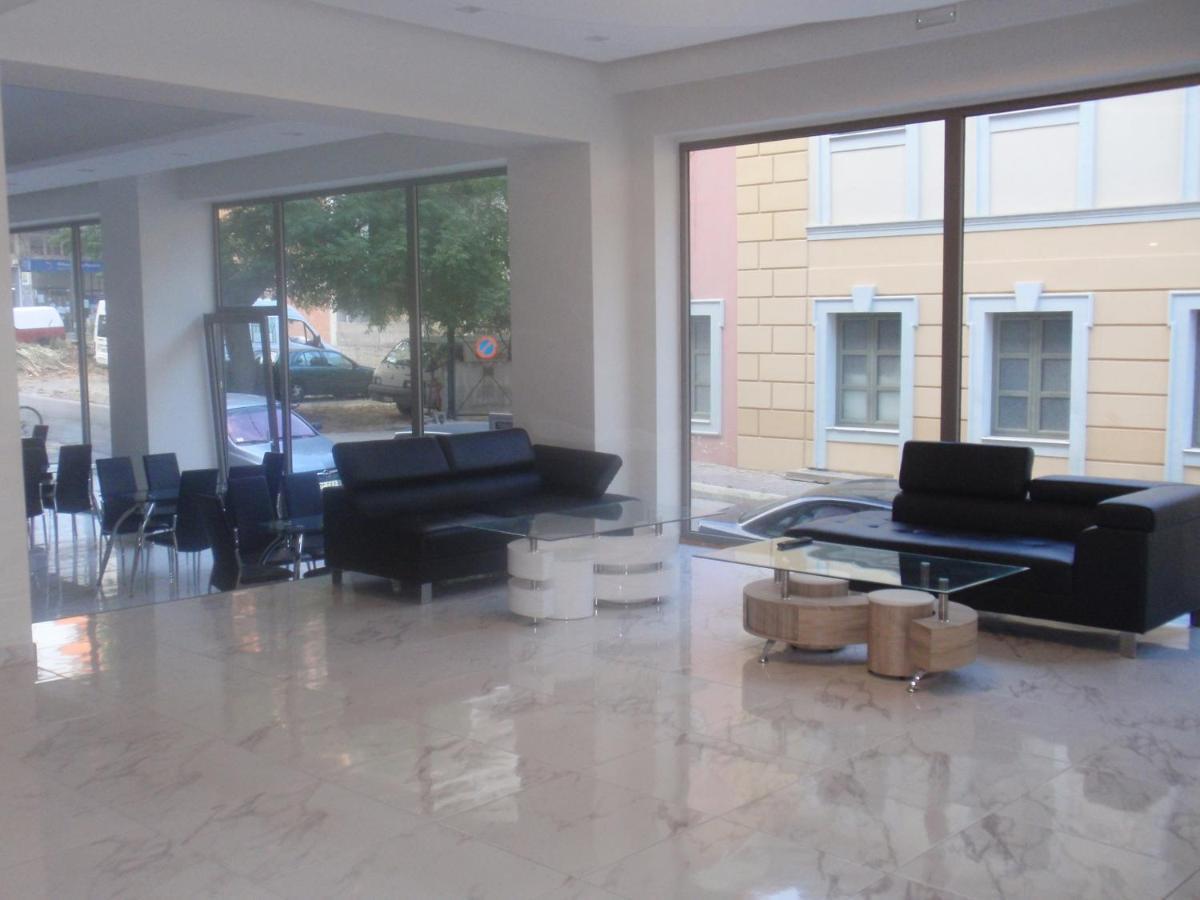 Hotel Banbus لوترا إديبسو المظهر الخارجي الصورة