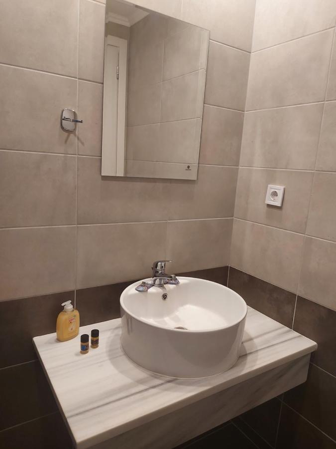Hotel Banbus لوترا إديبسو المظهر الخارجي الصورة