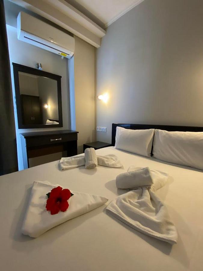 Hotel Banbus لوترا إديبسو المظهر الخارجي الصورة