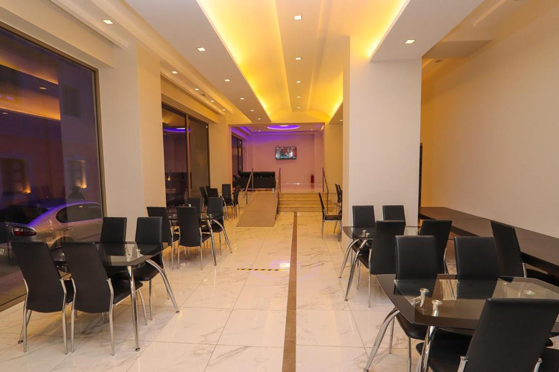 Hotel Banbus لوترا إديبسو المظهر الخارجي الصورة