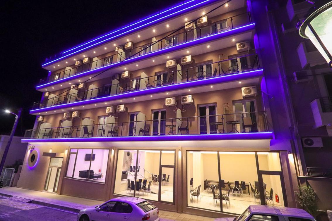 Hotel Banbus لوترا إديبسو المظهر الخارجي الصورة