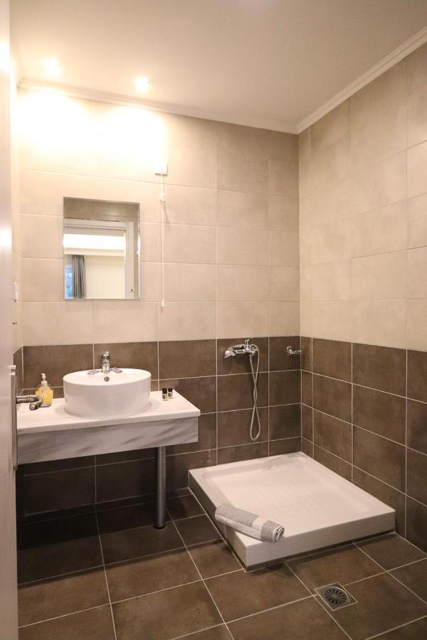 Hotel Banbus لوترا إديبسو المظهر الخارجي الصورة